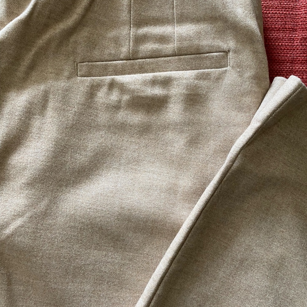 NWT Loft High Rose original khaki trousers. 14p